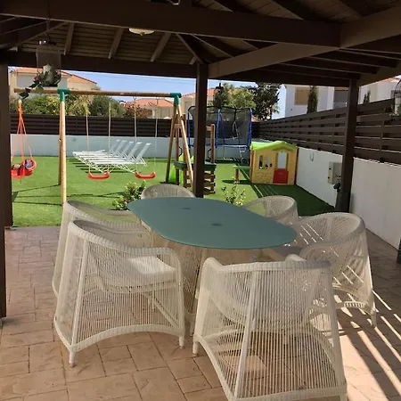 Villa Melia - Private Pool, Kids Playground