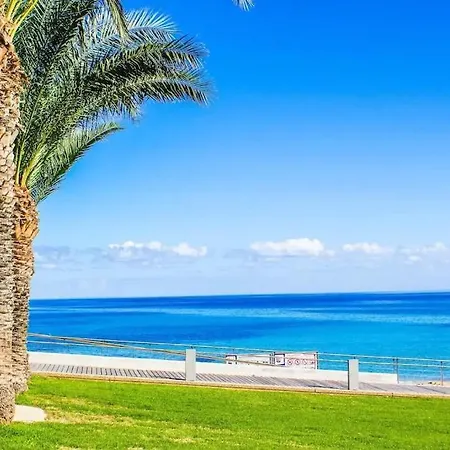 Melia - Private Pool, Kids Playground Protaras