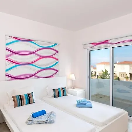 Melia - Private Pool, Kids Playground וילה פרוטאראס