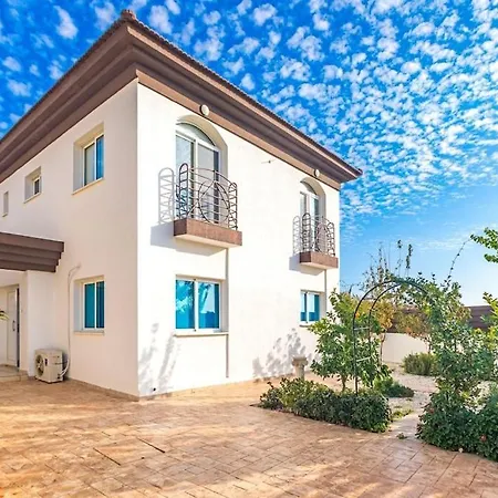 וילה Melia - Private Pool, Kids Playground